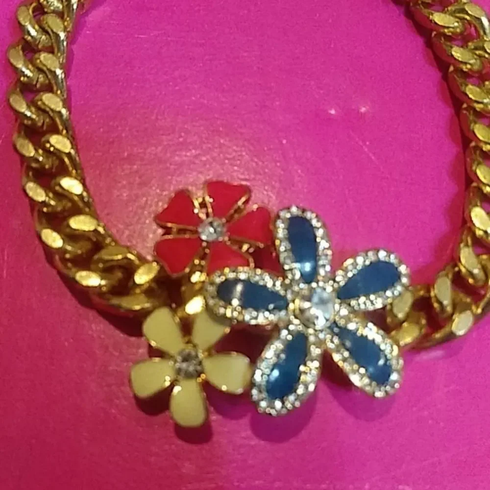 Bracelet